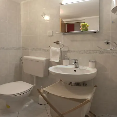Apartment Kamenita