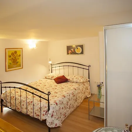 Apartment Kamenita