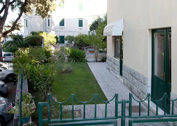 卡梅尼塔公寓 斯普利特