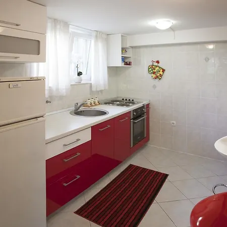 Apartment Kamenita *